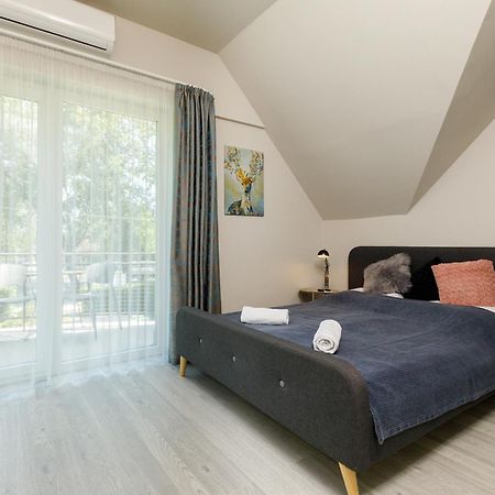 Villa 21 Boutique Rooms Balatonalmádi Extérieur photo