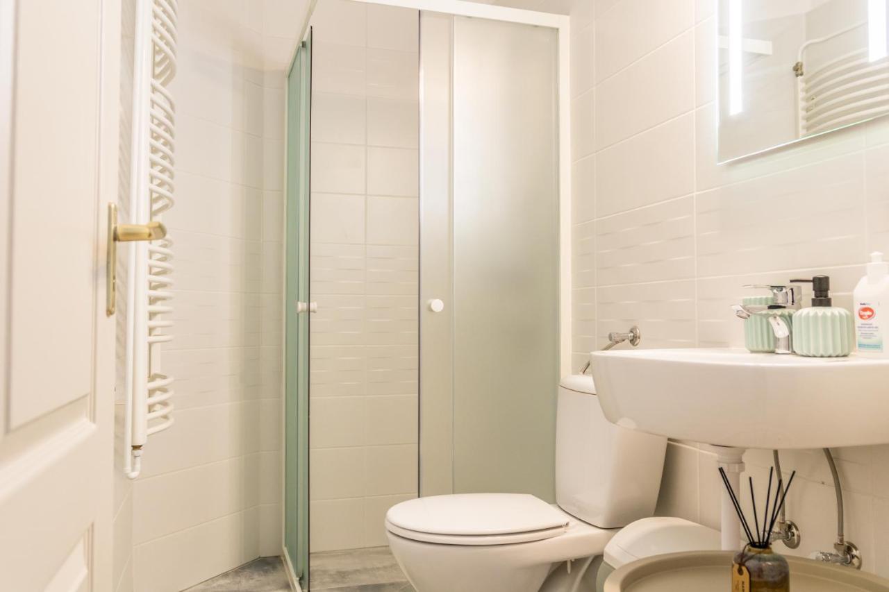 Villa 21 Boutique Rooms Balatonalmádi Extérieur photo