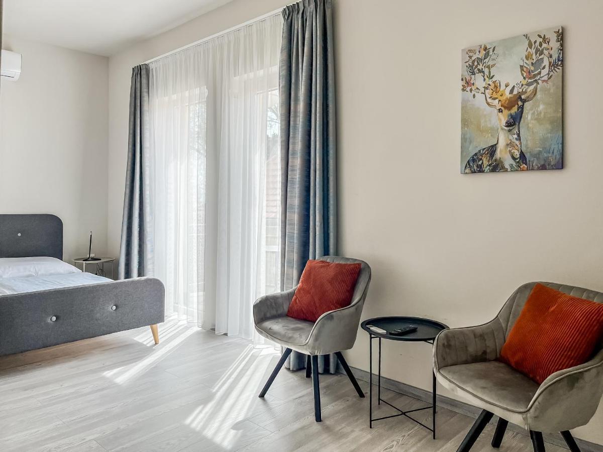 Villa 21 Boutique Rooms Balatonalmádi Extérieur photo